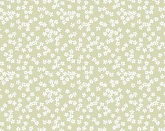 Fabric cotton, FLORAL CLUSTERS, Light Sage, 58240104, 03, Quilt Fabrics, 100% cotton, quilt cotton - Daisy & Lilly of Camelot Fabrics