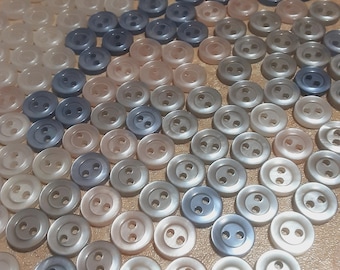 120 Buttons, 11mm, 2 holes, plastic, résin