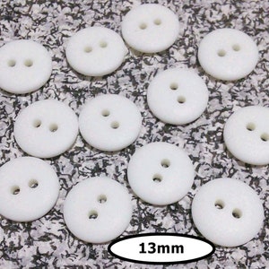 13mm, 100 buttons, WHITE,  2 holes, Vintage, resin
