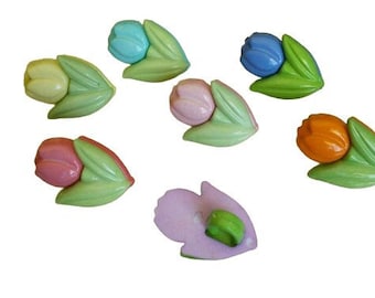 15mm, 7-35 Buttons TULIP GREEN , leaf green, plastic, vintage, BF11-3