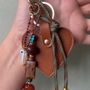 Cappuccino - good amor bag charm & keychain