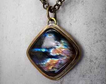 Faux Gold Labradorite amulet, brass labradorite necklace, brass necklace, purple labradorite, rare crystal necklace, with chain