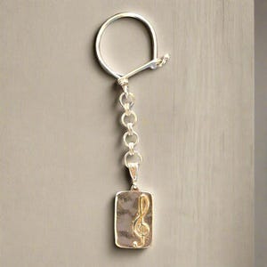 Sterlingzilveren muzieknootsleutelhanger, handgemaakte solsleutelsleutelhanger (MP-33)