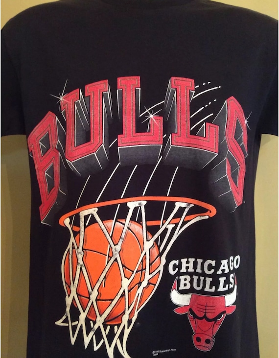 Vintage 90's Chicago Bulls Men's Hanes Single Stitch Black T-shirt Tee Size  XL