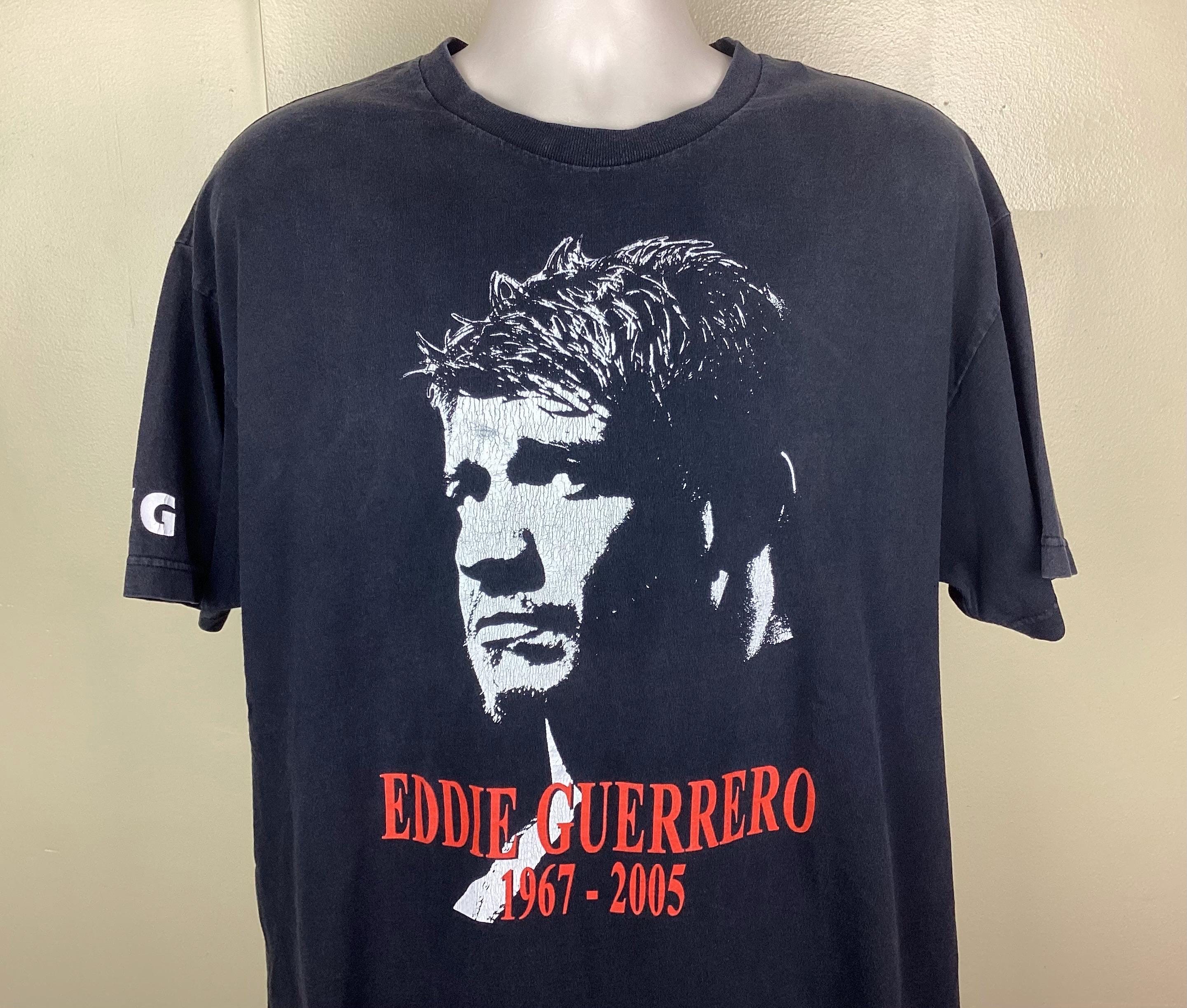 Vintage WWE Eddie Guerrero T-shirt 1967-2005 Pro Wrestling 
