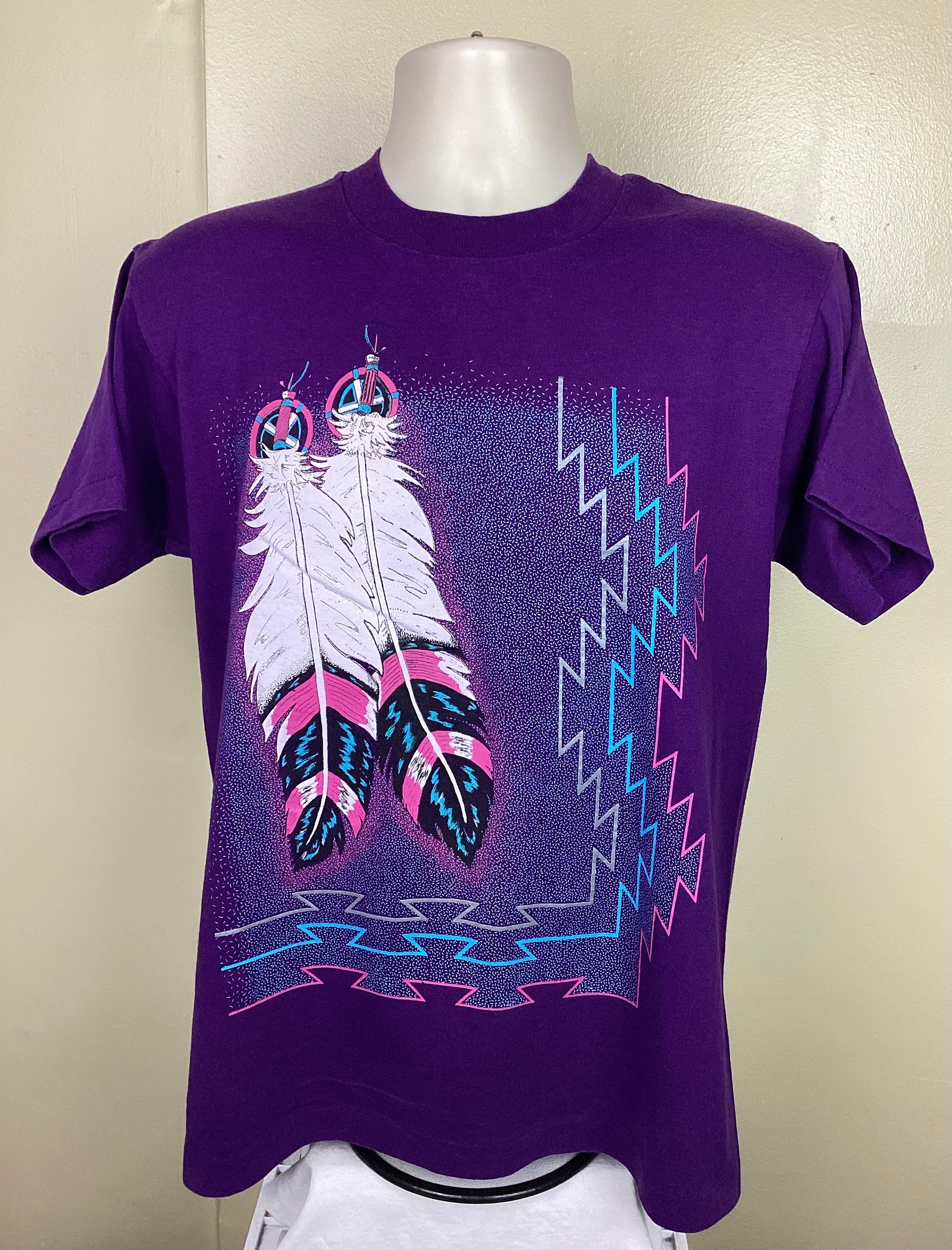 Vtg 90s Native American Feathers T-shirt Purple M Fairfield