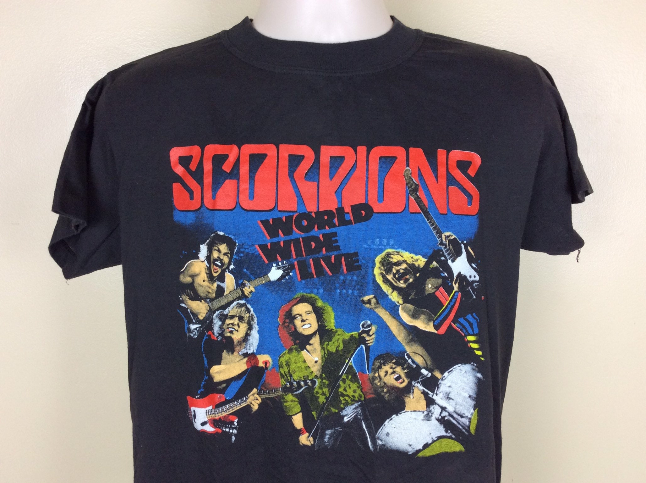 Vtg 1985 Scorpions World Wide Live Concert T-shirt Black M/L Vtg 1985 Scorpions World Wide Live Concert T-shirt Black M/L