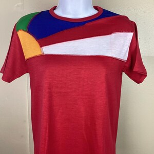 T-shirt vintage des années 90 pour éditeur instantané