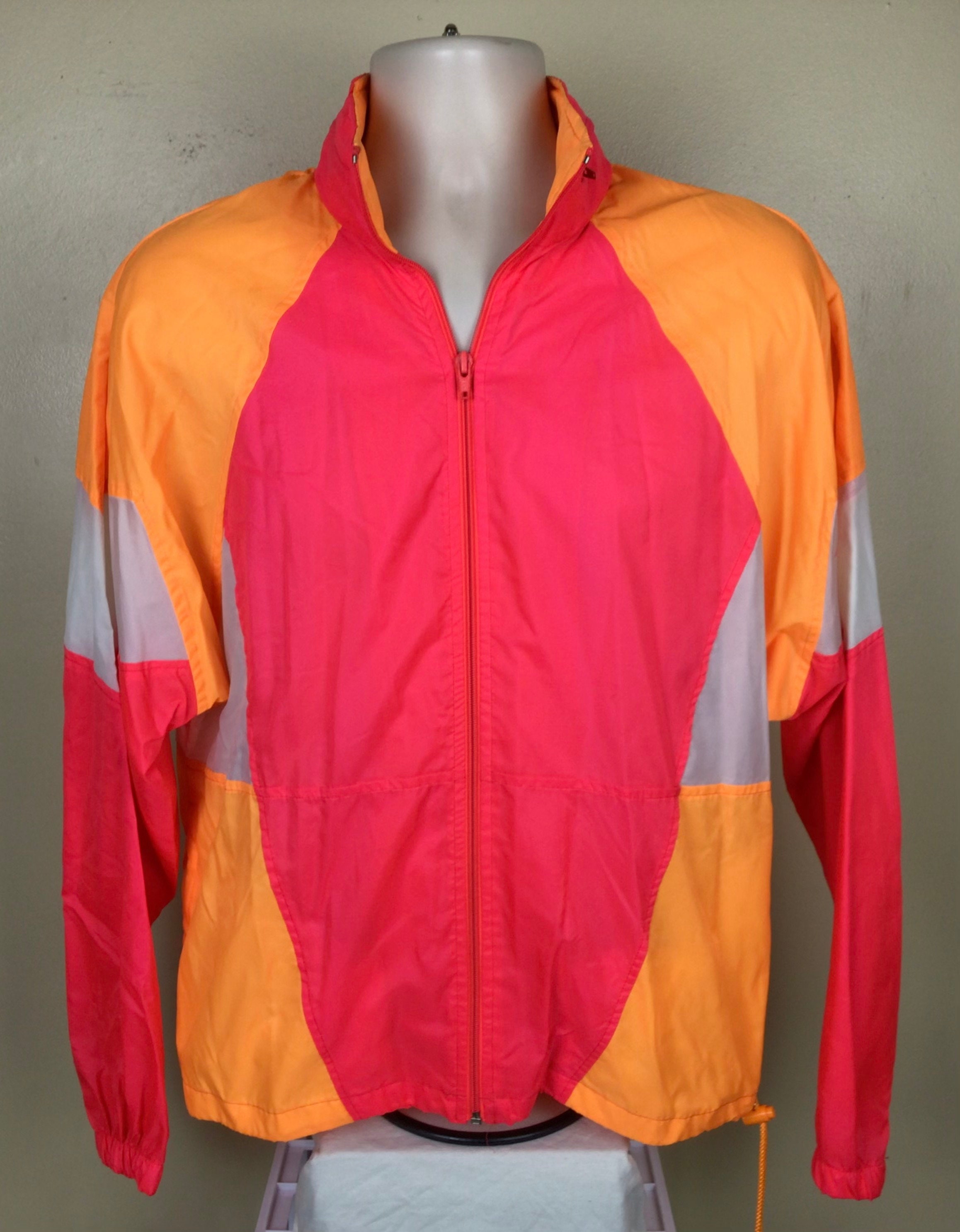 Nike pink clearance and yellow windbreaker