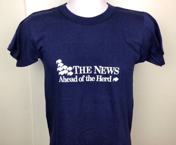 Vtg 80s The Buffalo News Ahead Of The Herd T-Shir… - image 1