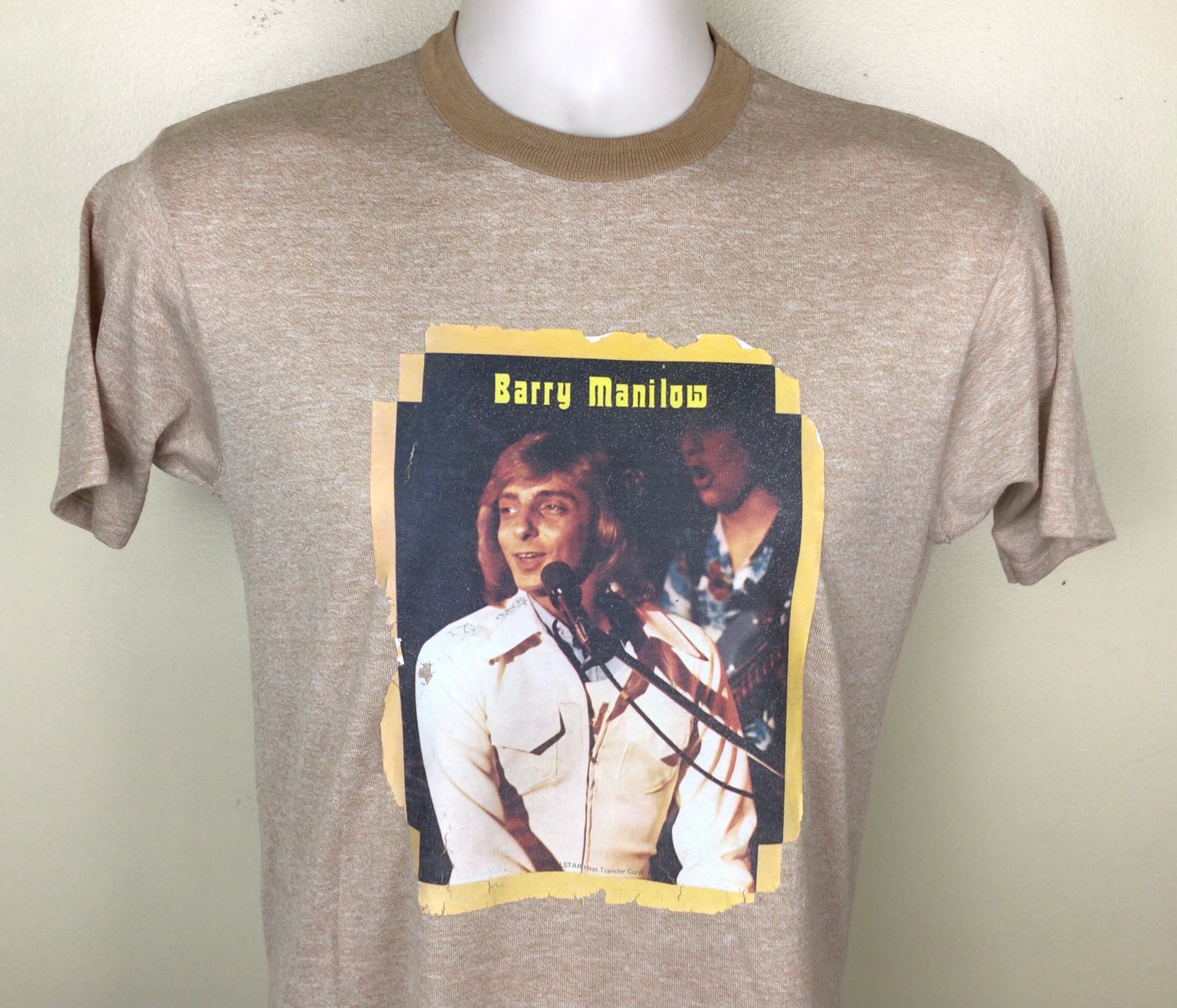 Barry Manilow Tshirt - Etsy Canada