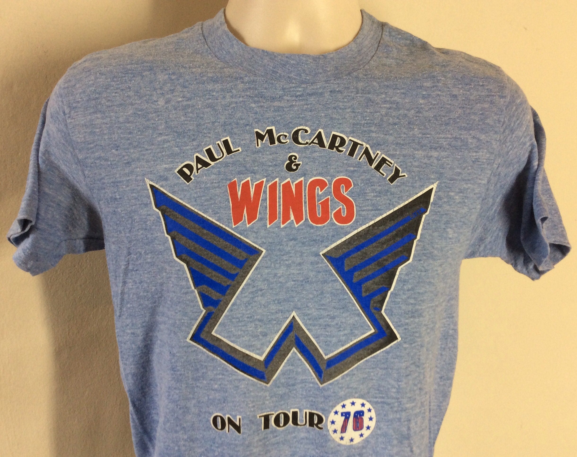 Vtg 1976 Paul Mccartney and Wings Concert T-shirt Blue S/M Vtg 1976 Paul Mccartney and Wings Concert T-shirt Blue S/M