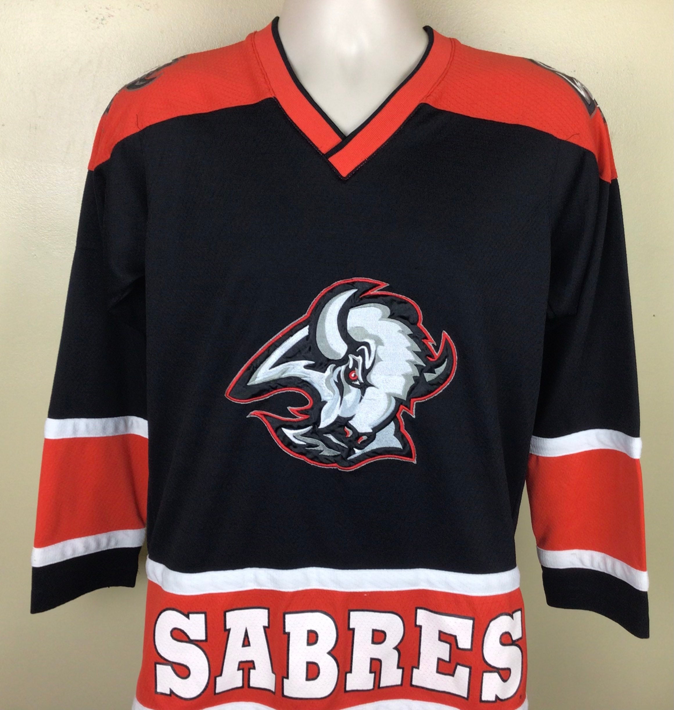 Vintage Buffalo Sabres Goat Head Sweatshirt Black L XL VTG 90s NHL