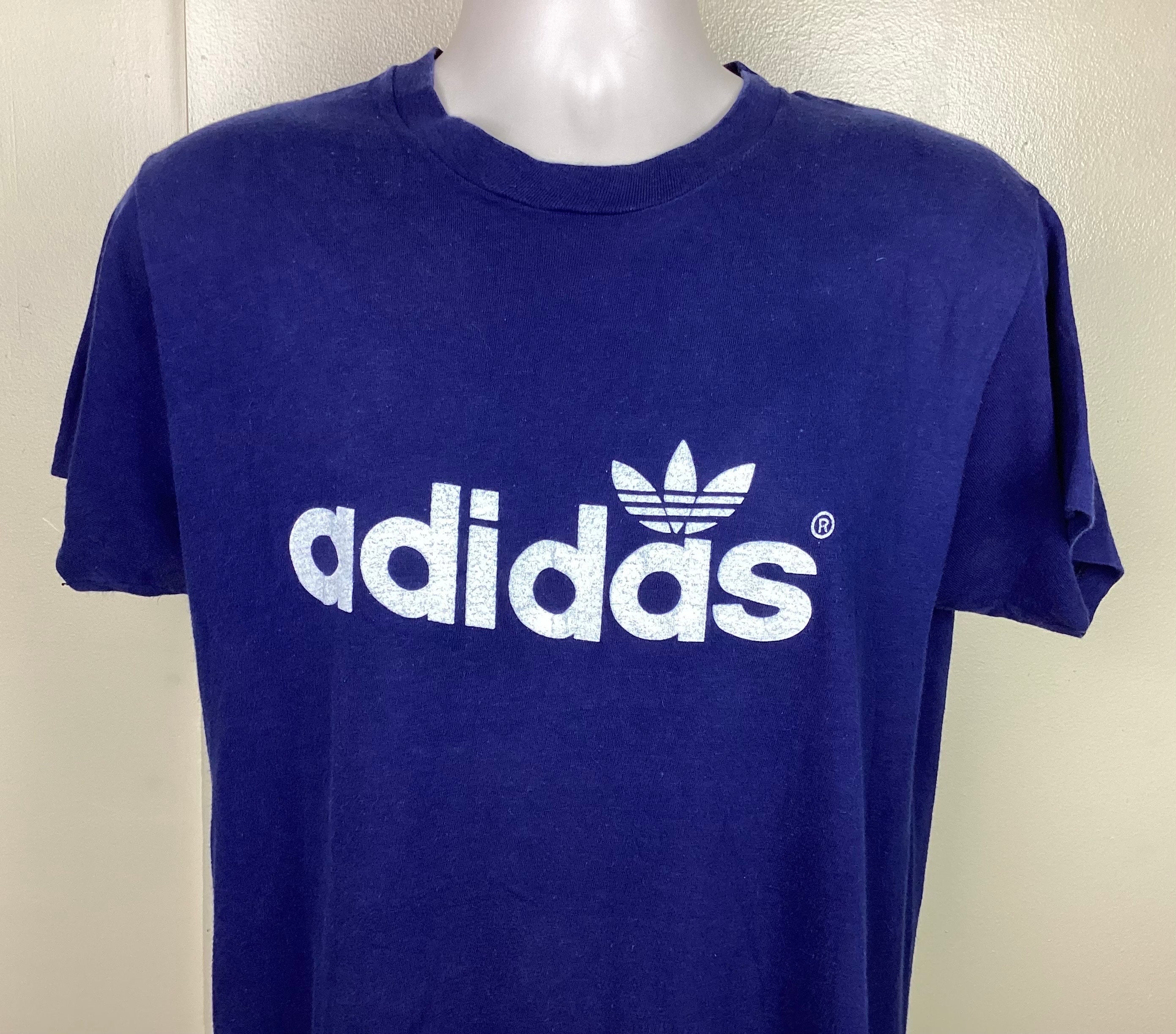ウェア 80s adidas game shirt vintage navy il_1080xN.3239379053_1h68.jpg
