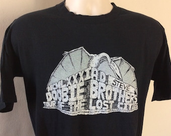 Vintage 2000 the Doobie Brothers Black Red Wolf Eagle Flame Band