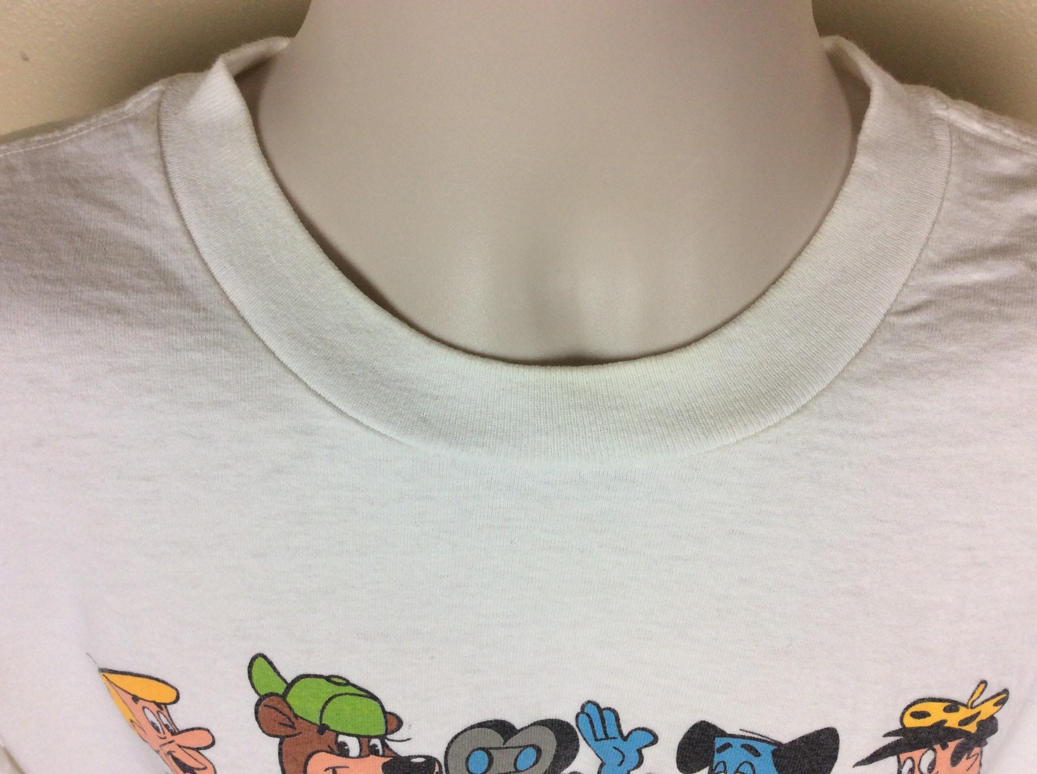 Vtg 1990 Universal Studios T-shirt White XL 90s Hanna