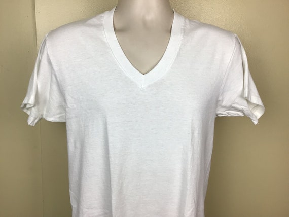 Vtg 80s Early 90s Hanes Plain White V-Neck T-Shir… - image 1