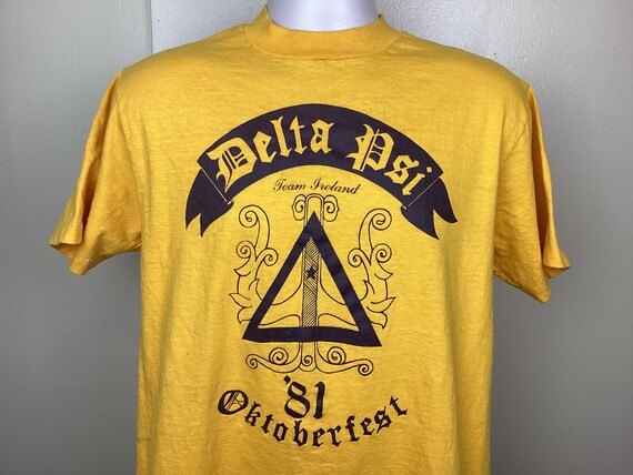 Vtg 1981 Delta Psi Oktoberfest ‘81 T-Shirt Gold M… - image 1