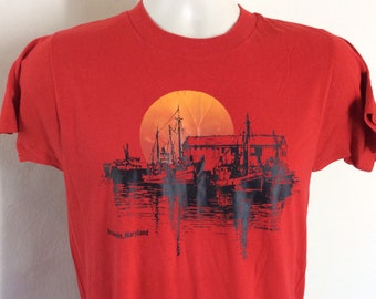 Vtg 1980 Annapolis Maryland T-Shirt Red XS/S 80s Sunset Harbor Boats Ships