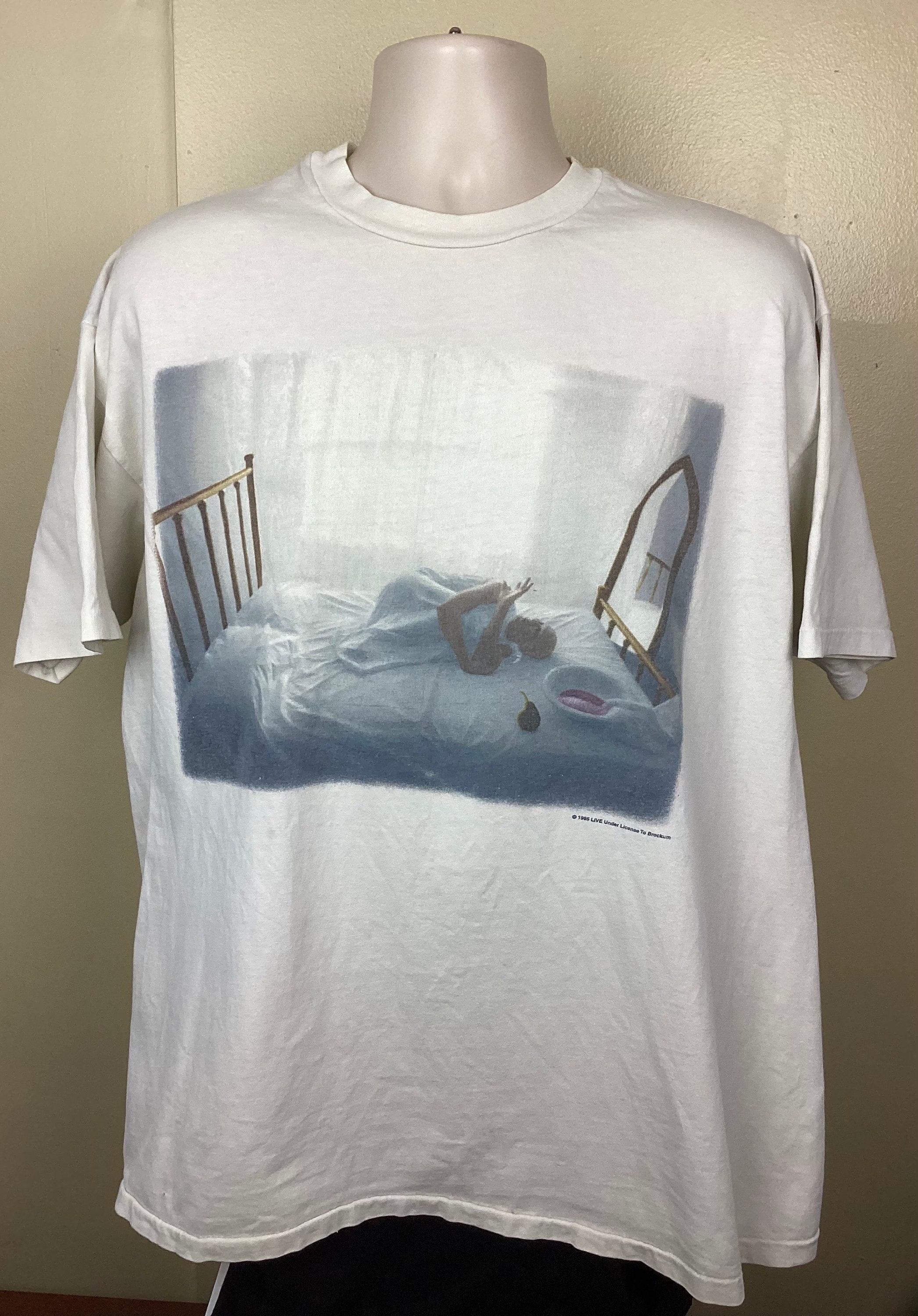 ドワイト ヨーカム '96 ツアーTシャツ L BROCKUM社製 US製造品。 特別セーフ ドワイト ヨーカム US製造品 BROCKUM社製 L ツアーT