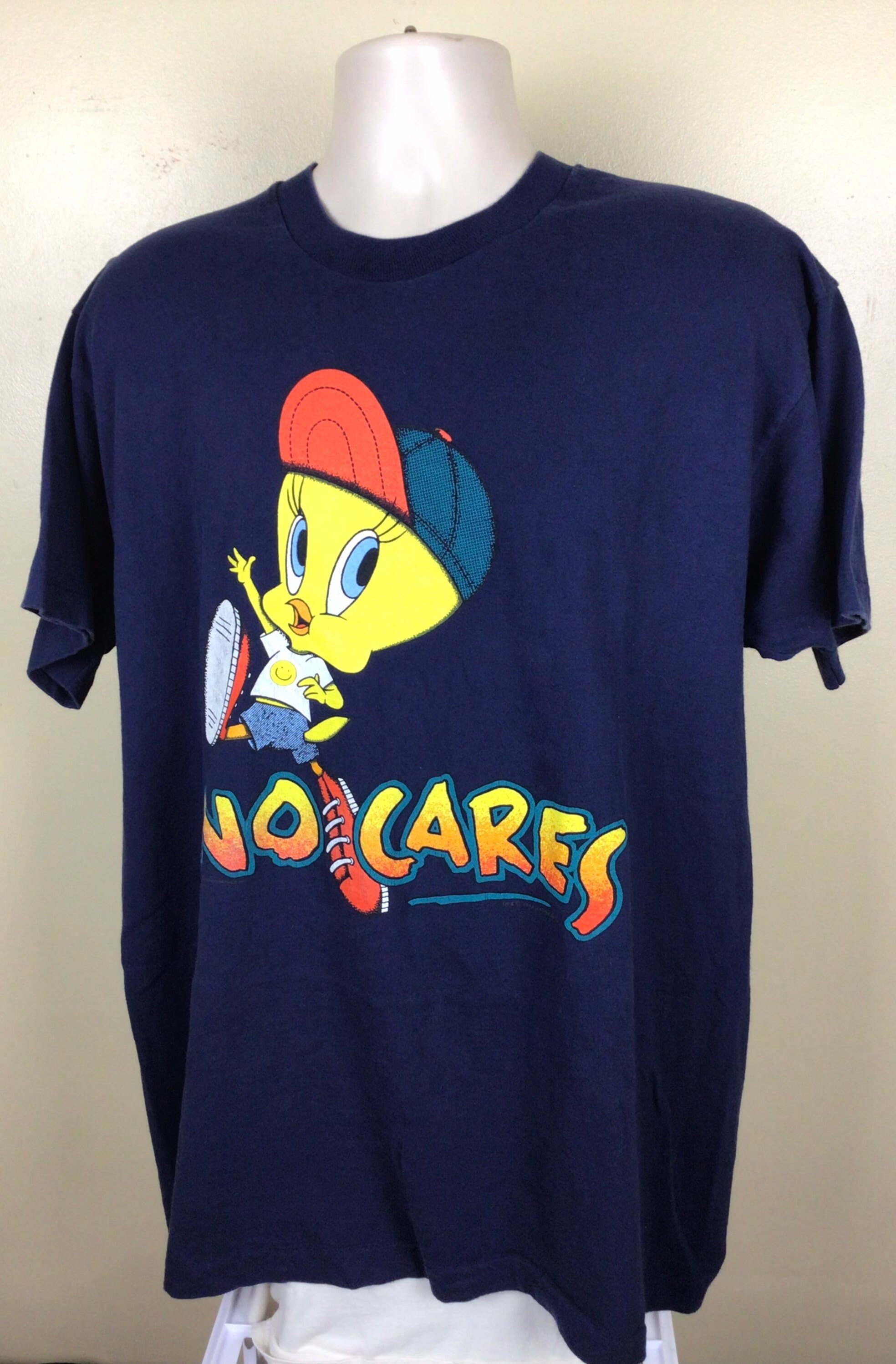 Vtg 1994 Tweety Bird No Cares T-shirt Blue XL 90s Looney Tunes