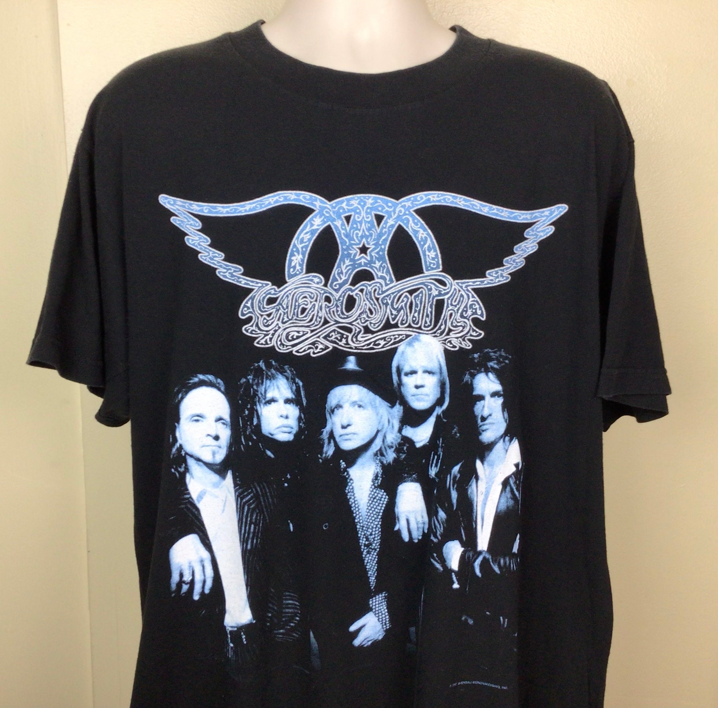 Vtg 1997 Aerosmith T-shirt Black XL 90s Giant Tag Classic Vtg 1997 Aerosmith T-shirt Black XL 90s Giant Tag Classic