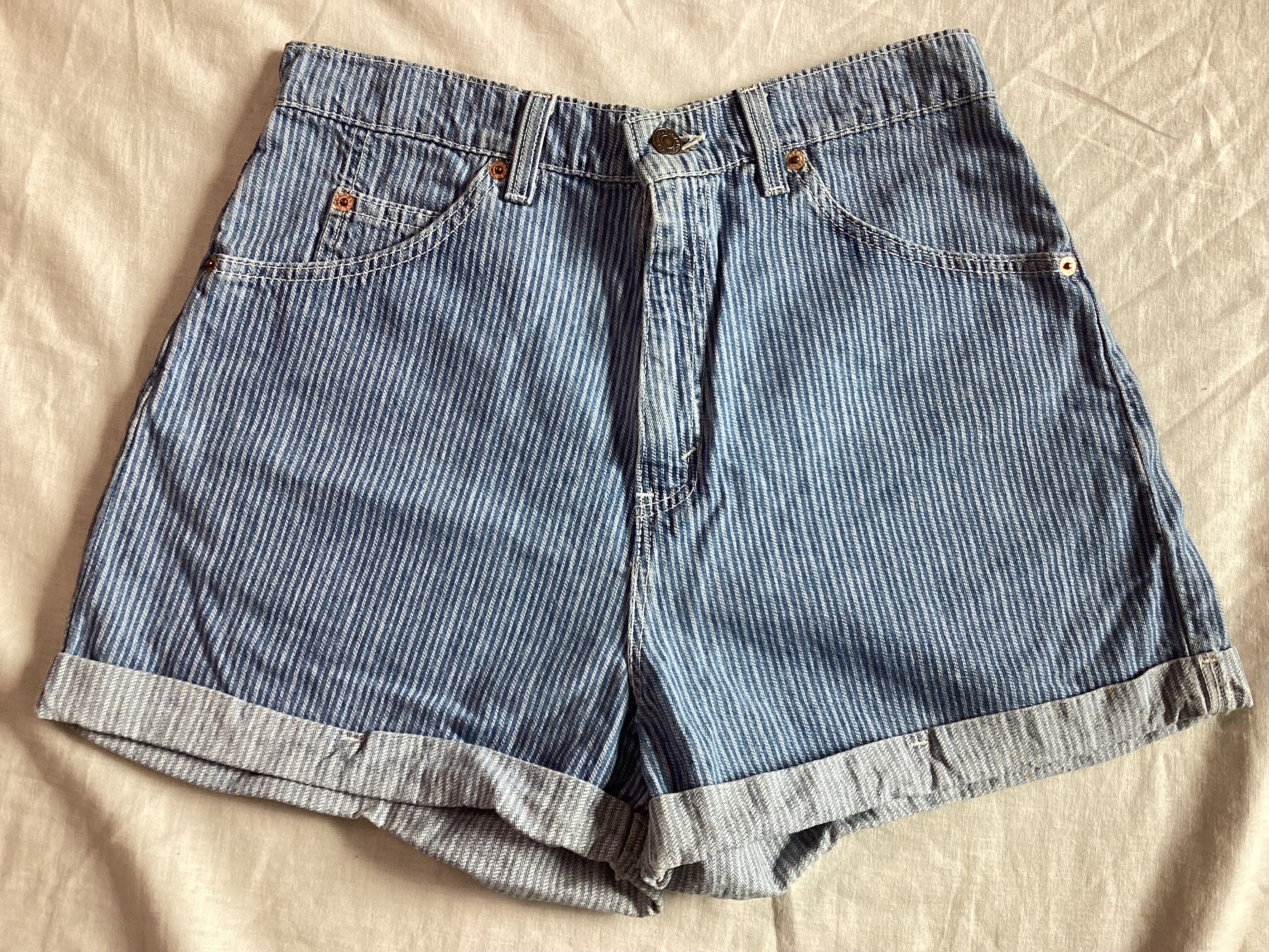 Vintage Levi Stripe Shorts - Etsy UK