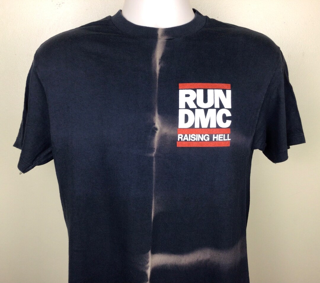 and tee graphic shirt, Hell Raising DMC Run Tee　ラップTシャツ Black Hell Raising DMC RUN apparel Merch Official | ミュージシャン