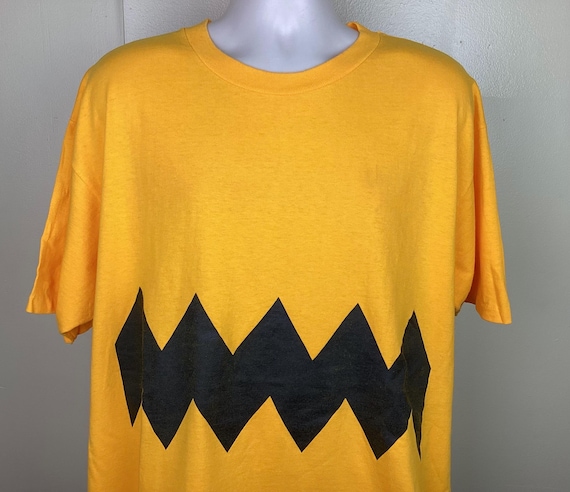 Vtg 90s Evol Skateboards USA Charlie T-shirt Gold Yellow XL Skate