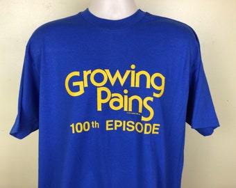 Vtg 1989 Growing Pains 100th Episode Camiseta Azul XL 80s Sitcom Comédia Programa de TV Kirk Cameron Leonardo DiCaprio