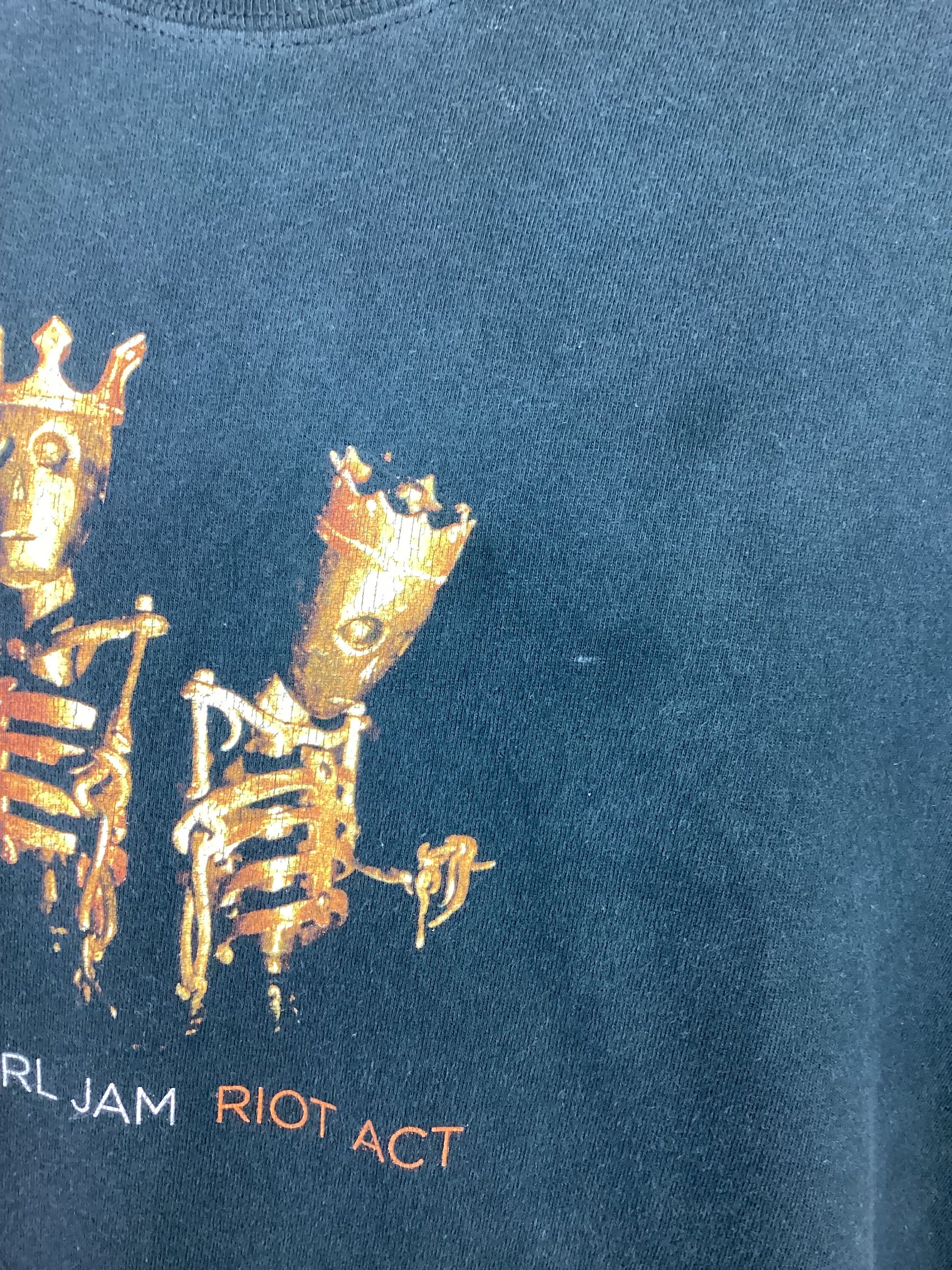 Vtg 2003 Pearl Jam Riot Act Concert T-shirt Black XL Y2K Vtg 2003 Pearl Jam Riot Act Concert T-shirt Black XL Y2K