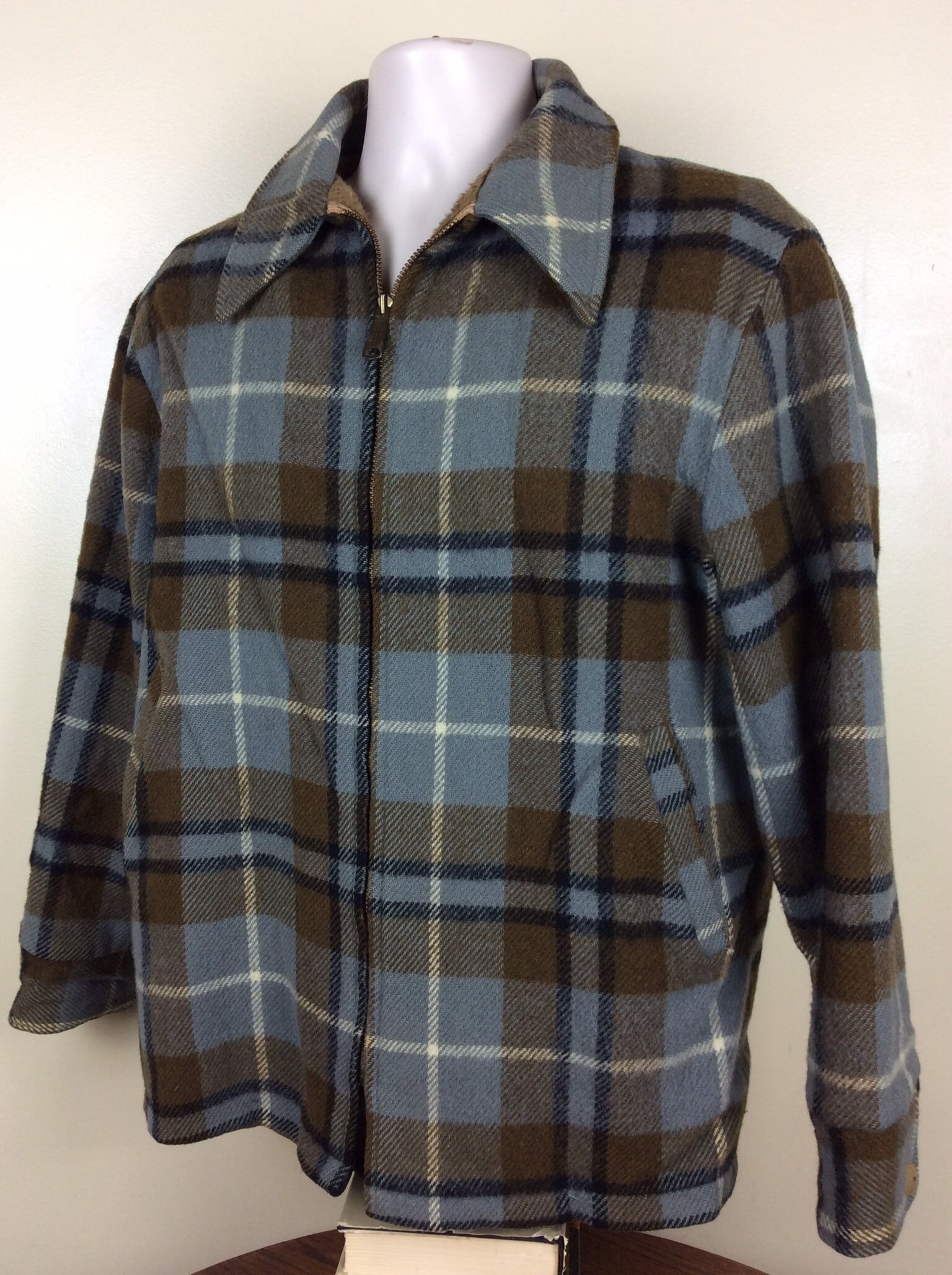 Vtg 60s 70s Woolrich Wool Jacket Blue Brown M Zip up Plush Vtg 60s 70s Woolrich Wool Jacket Blue Brown M Zip up Plush