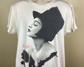 エアロスミス　ツアーTシャツ　ヴィンテージ　古着　バンド　90S レディース] 1990s ヴィンテージ エアロスミス バンドTシャツ