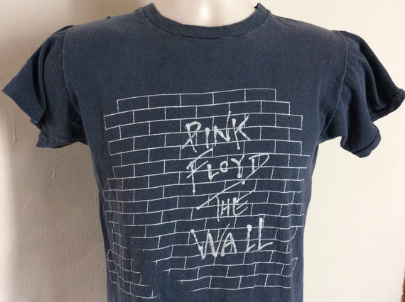 Vtg 1980 Pink Floyd The Wall Concert T-Shirt Blac… - image 1