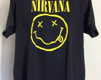 90'S ヴィンテージ TEE NIRVANA SMILE GIANT Vintage Nirvana Smiley Face Long Sleeve Tee by Giant | Reset