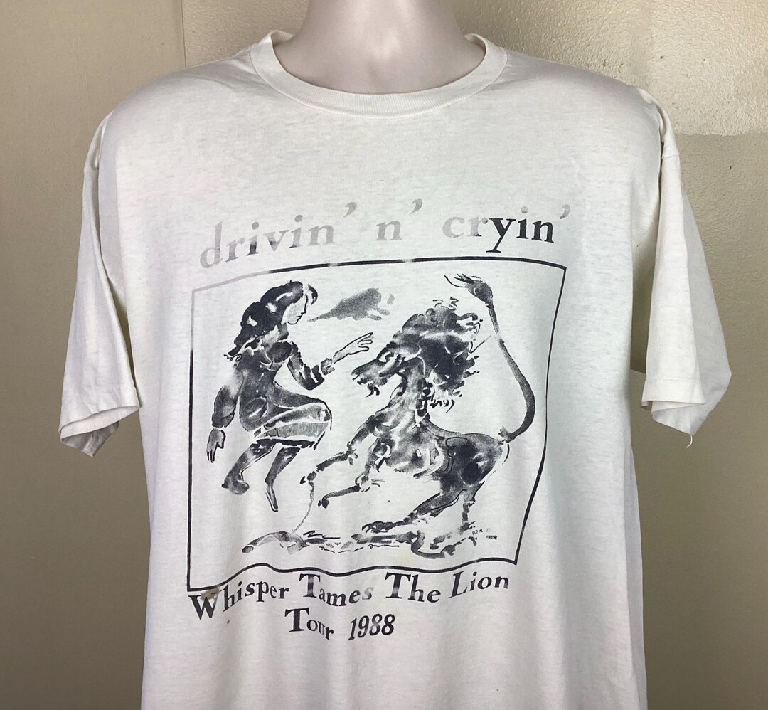 26時のマスカレイド  直筆サイン入りTシャツ Amazon.co.jp: 26時のマスカレイド 来栖りん サイン入りTシャツ