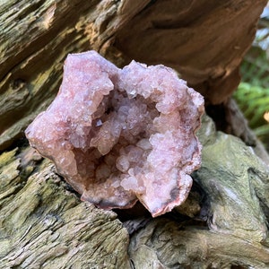 Beautiful Rare Pink Amethyst Specimen Geode, From Patagonia 146.6g