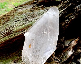 鉄分を含む水晶のポイント標本 720g ブラジル、ミナスジェライス州産