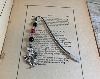 Red and black octopus bookmark, squid bookmark, Cthulhu bookmark, sea life bookmark, beaded bookmark, glass bookmark