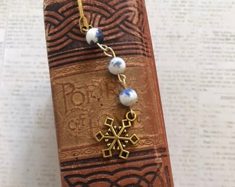 Blue and white stone snowflake bookmark, winter bookmark, holiday bookmark, christmas bookmark, seasonal bookmark, snow bookmark