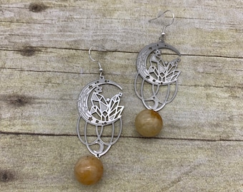 Yellow calcite crystal moon earrings, stone earrings, celestial earrings, lunar earrings, space earrings, esoteric earrings, witch earrings