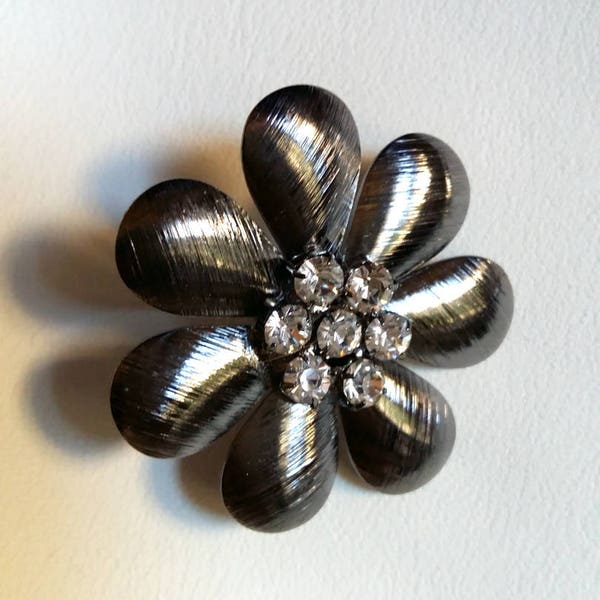 APPLIQUE MARGUERITE METAL ET COEUR STRASS