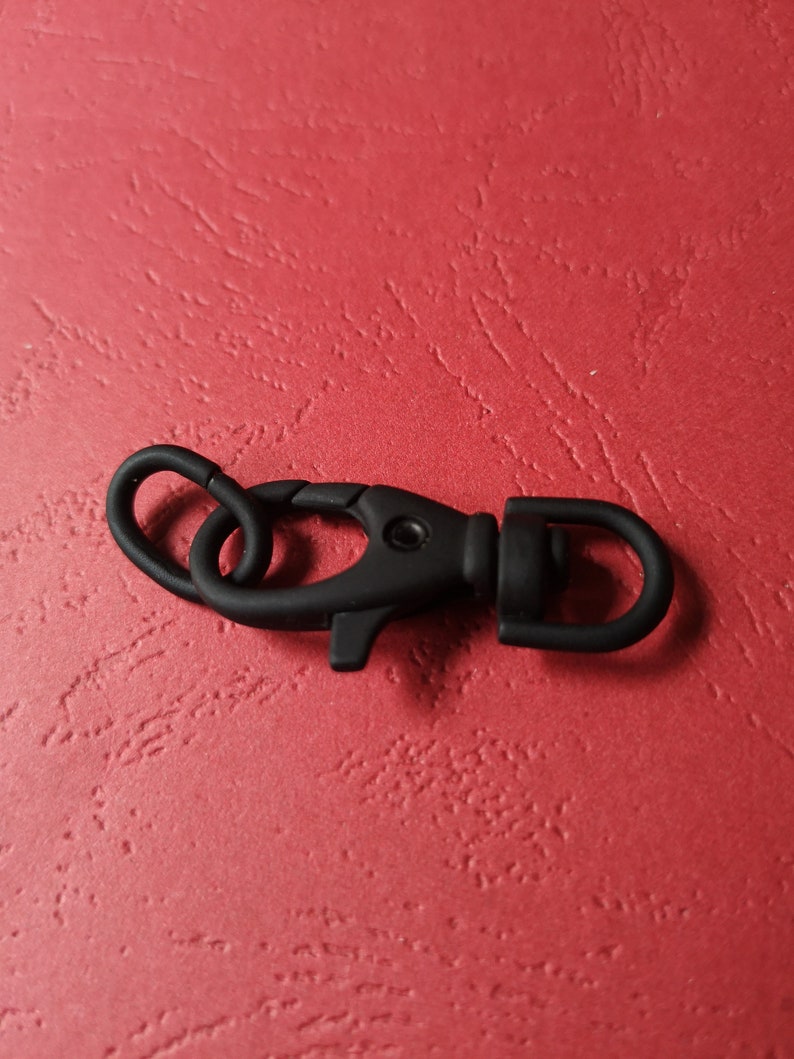 Mousqueton avec anneau en métal noir matmaroquinerie accessoires image 2