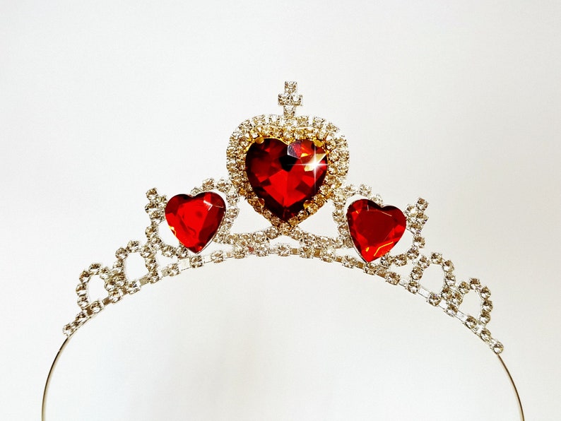 Download SALE Red Heart Crown Evie Descendants 3 Crown Disney | Etsy