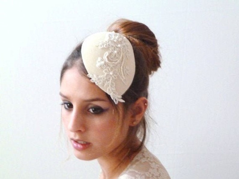 Teardrop Ivory Wedding Hat Cocktail Hat Pearl beaded lace Embellishment Bridal Hair accessories,Wedding bridal Fascinator,wedding headpiece