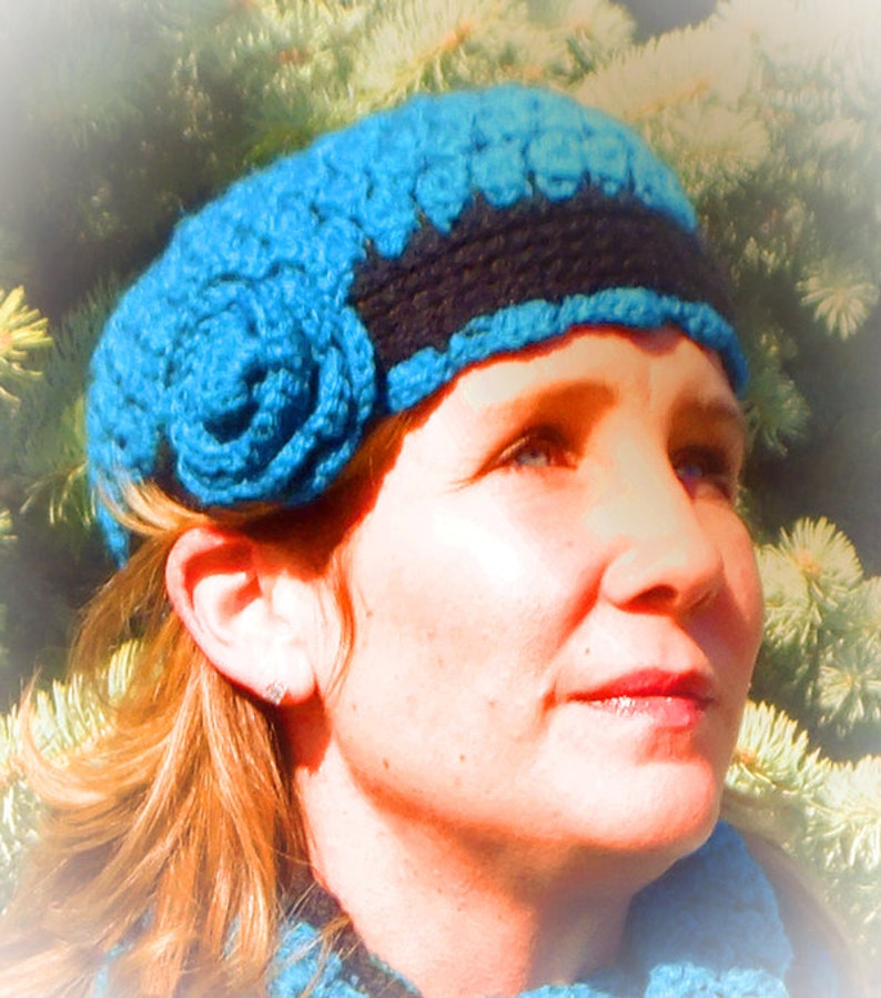 Crochet Cloche Hat and Infinity Scarf Pattern image 2