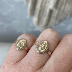 14KT Gold Miraculous Medal Ring, Catholic Wedding Gift, Virgin Mary Ring, Catholic Confirmation Ring, Blessed Mother Ring, Gift For Daughter image 3