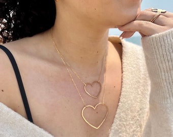 14kt Gold Filled I Heart Paris Necklace Inspired by Emily in Paris, Simple Solid Gold Necklace, Minimalist Heart Pendant, Trending Necklace
