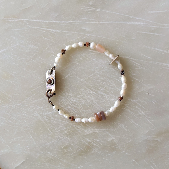 Pearls and Brown Raw Diamonds Bracelet
