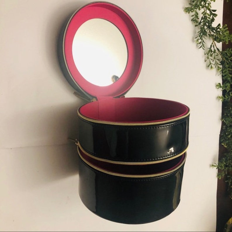 Lanc\u00f4me black /& pink 3 tier jewelry holder
